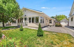 212 6th Ave N, Twin Falls, ID 83301