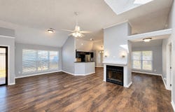 1961 E Brownstone, Decatur, AL 35603