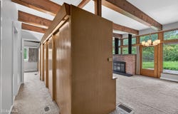 323 Oakridge Drive, Schenectady, NY 12306