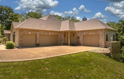 3840 Rooster Ridge Lane, Defiance, MO 63341