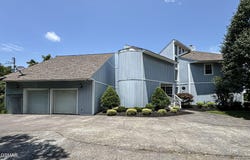 2146 Seaton Springs Road, Sevierville, TN 37862