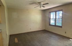 19284 Old Five Road, Versailles, MO 65084