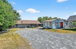602 1/2 W Grand Street, Whitewright, TX 75491