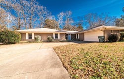 1212 N Main St, Monticello, AR 71655