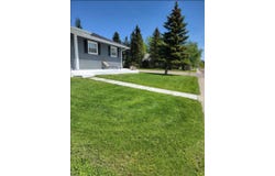 417 7th Ave NE, Rolla, ND 58367