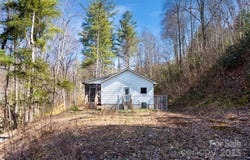 178 Chestnut Walk Drive, Waynesville, NC 28786