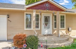 303 Walnut Street, New Plymouth, ID 83655