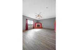 32 S Park Ridge Rd, NorthLiberty, IA 52317