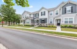 7239 Governors Row, Avon, IN 46123