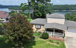 202 Peaceful Cove Lane, Monticello, KY 42633