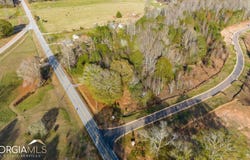 5425 Oak Manor Way, Murrayville, GA 30564