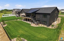 5443 W Colonial Ct, Sioux Falls, SD 57107