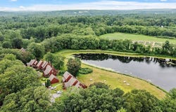 8 Bixby Ln, Westford, MA 01886