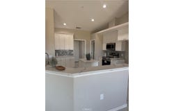 8569 Oakwood Avenue, Hesperia, CA 92345