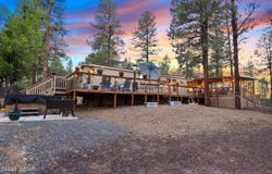 1381 N 25th Way, Show Low, AZ 85901
