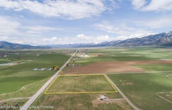 Lot 4 BLAZE Lane, Etna, WY 83118