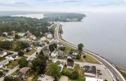 16 Narragansett Avenue, Tiverton, RI 02878