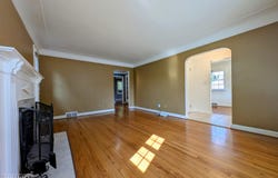 1292 Hampton, Grosse Pointe Woods, MI 48236