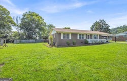 129 Green Meadow, Calhoun, GA 30701
