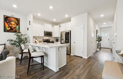 51 Peregrine Way, Burlington, NJ 08016