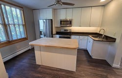 14 Stonehedge Drive, South Burlington, VT 05403