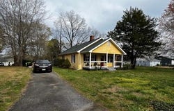 505 S Randolph Avenue, Landrum, SC 29356