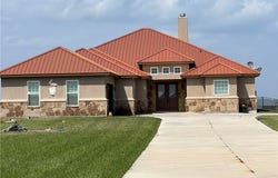 125 Dockside Drive, Rockport, TX 78382