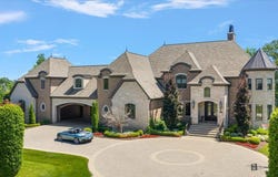 1988 Christenbury Court, Rochester, MI 48306