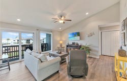 230 Cut Off Road, Port Aransas, TX 78373