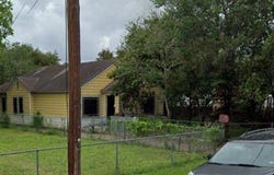 515 E 4th Street, Alice, TX 78332