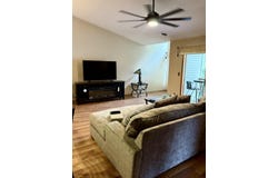 6205 S Creekside Dr, Cudahy, WI 53110