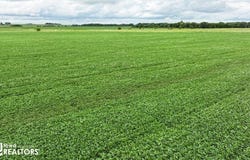 12964 J Ave, Stout, IA 50665