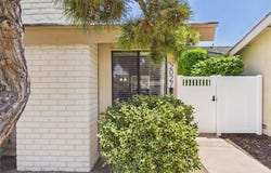 2027 E Fruit, Santa Ana, CA 92701