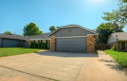 1008 S Neptune Road, Edmond, OK 73003