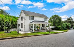 22 Hammett Street, Piedmont, SC 29673