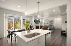 833 S 25TH TER, Cornelius, OR 97113