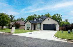 237 Kathryns Court, Mt Pleasant, TX 75455