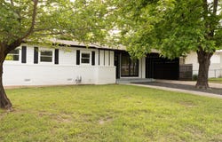 22 Steele St, Lampasas, TX 76550