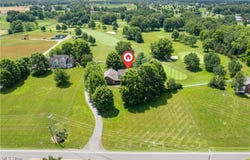6180 Edison Street NE, Hartville, OH 44632