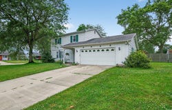 5033 Blackford Drive, South Bend, IN 46614-3508