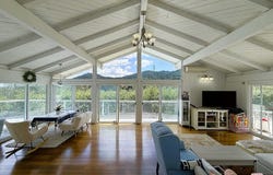 3759 Lockerbie Ln, Glendale, CA 91208