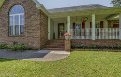 111 Ellis St, Vonore, TN 37885