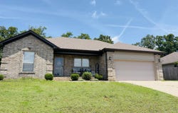 330 Austin Creek Dr, Austin, AR 72007