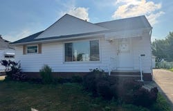 701 E 315th Street, Willowick, OH 44095