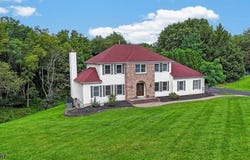 1114 Van Arsdale Dr, Branchburg Twp., NJ 08853-4144