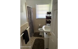 102 N Meade Street, Greenville, NC 27858