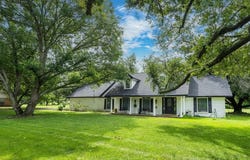 519 S Pearl Street, Kemp, TX 75143