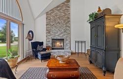 2737 Chapel Ln, Mount Pleasant, WI 53406