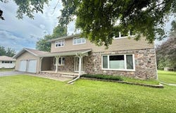 401 E RIVERSIDE AVENUE, Merrill, WI 54452