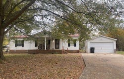 869 Pine Tree Drive, SENATOBIA, MS 38668